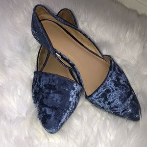 Blue velvet flats